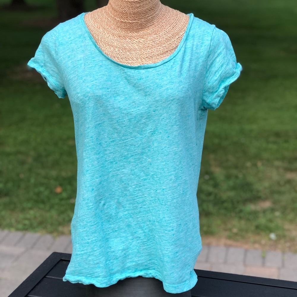 Vineyard Vines 100% cotton round neck tee